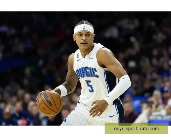 班凯罗呼吁全队保持专注通过分享球让每人都有机会发挥